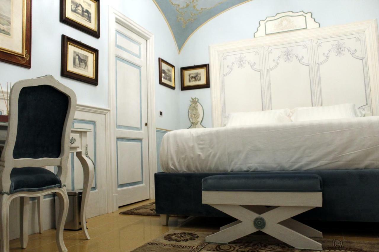 Les Suite Royales サッサリ エクステリア 写真
