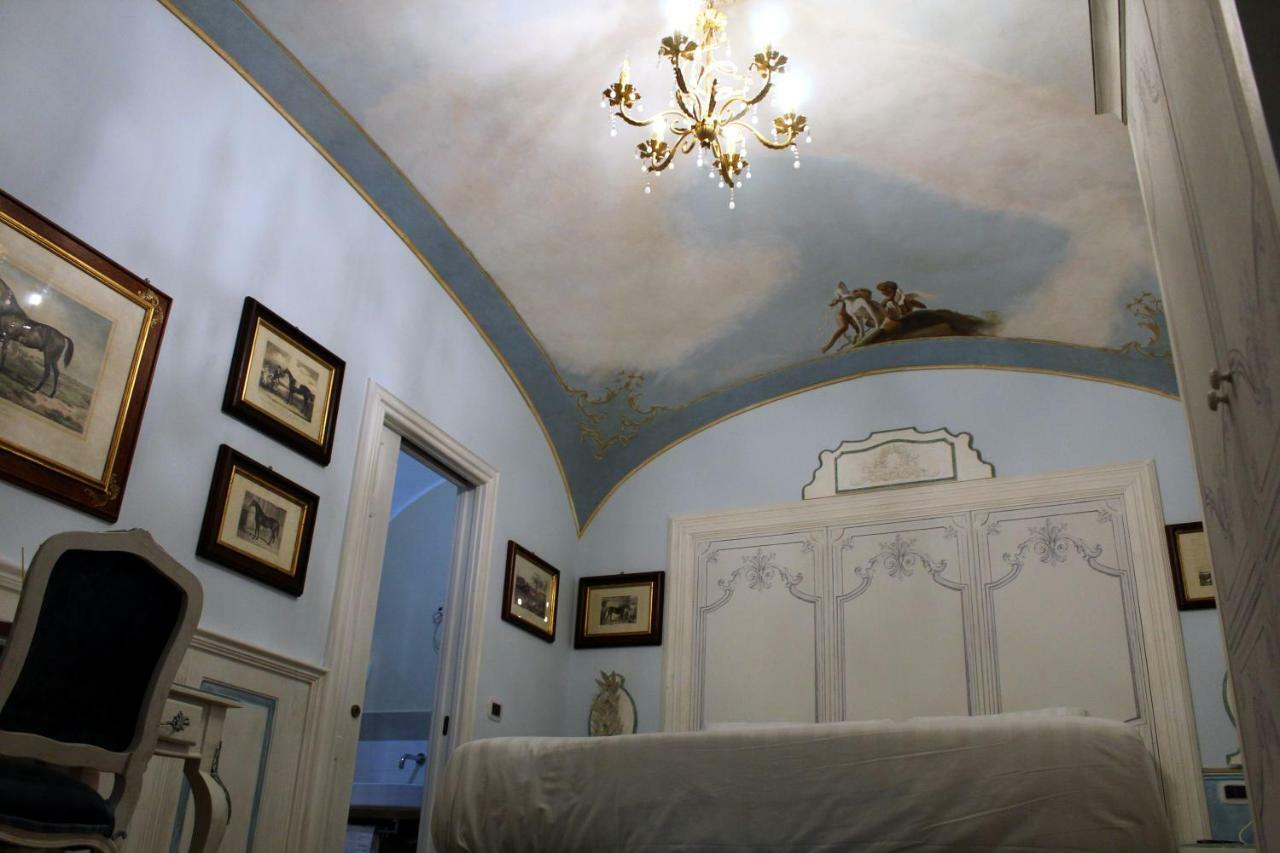Les Suite Royales サッサリ エクステリア 写真