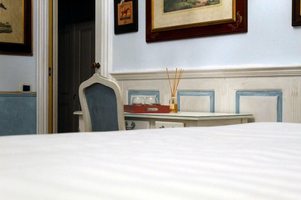 Les Suite Royales サッサリ エクステリア 写真