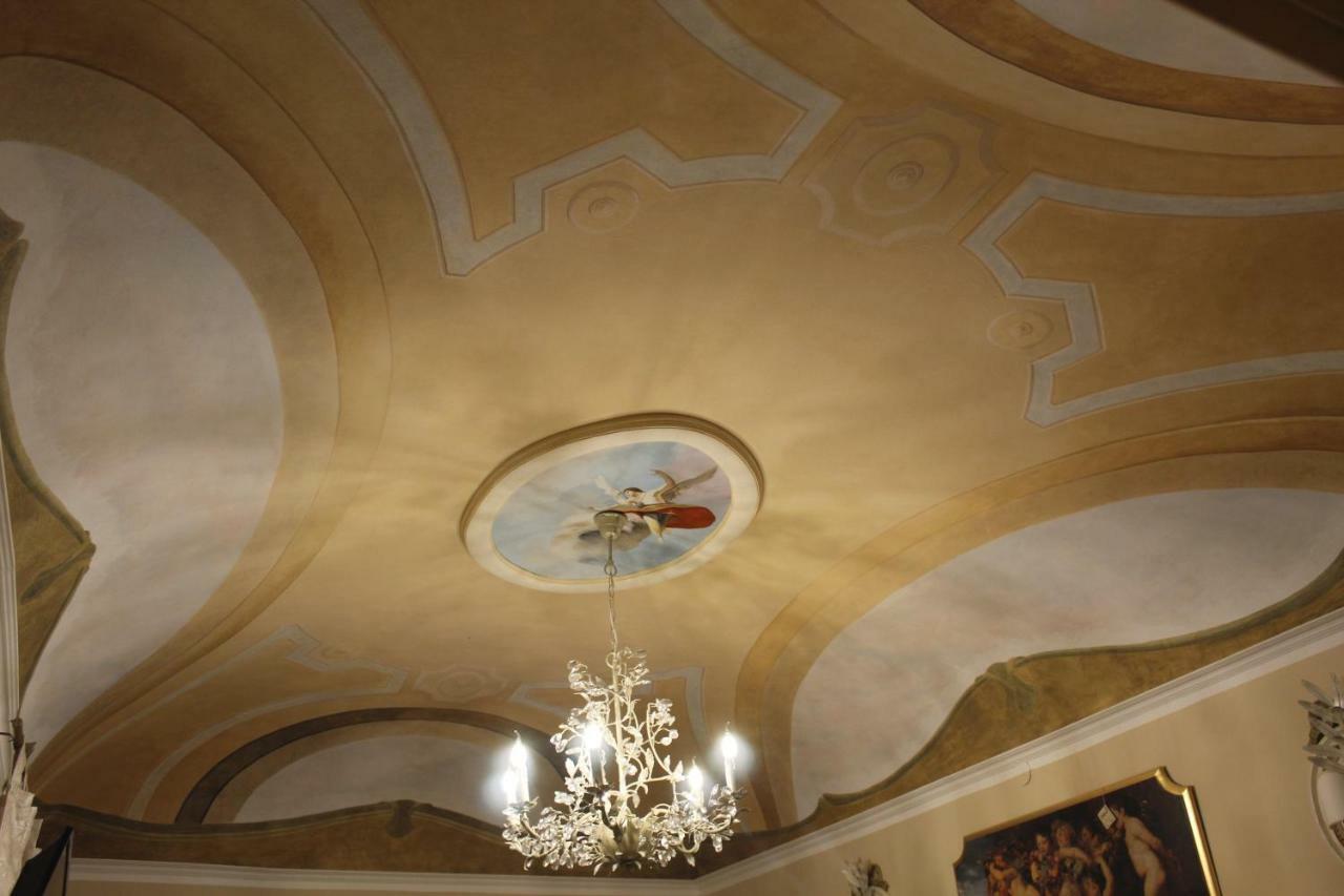 Les Suite Royales サッサリ エクステリア 写真