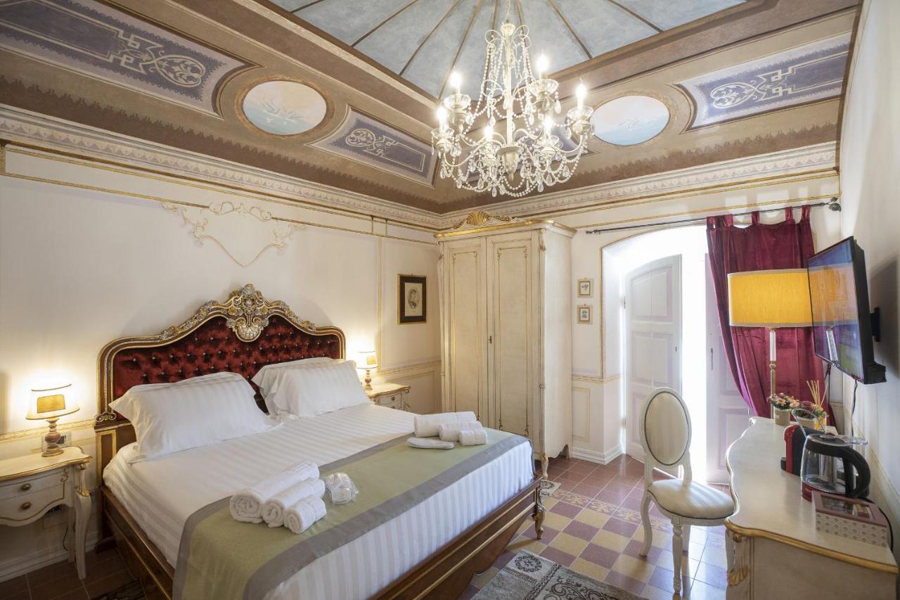 Les Suite Royales サッサリ エクステリア 写真