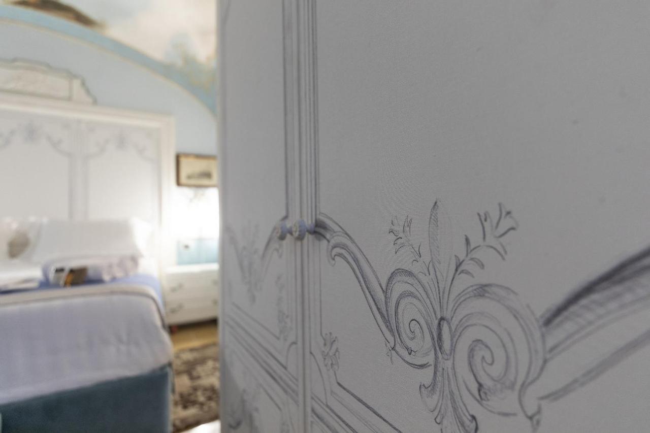 Les Suite Royales サッサリ エクステリア 写真