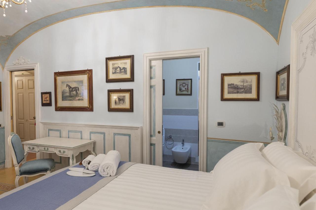 Les Suite Royales サッサリ エクステリア 写真